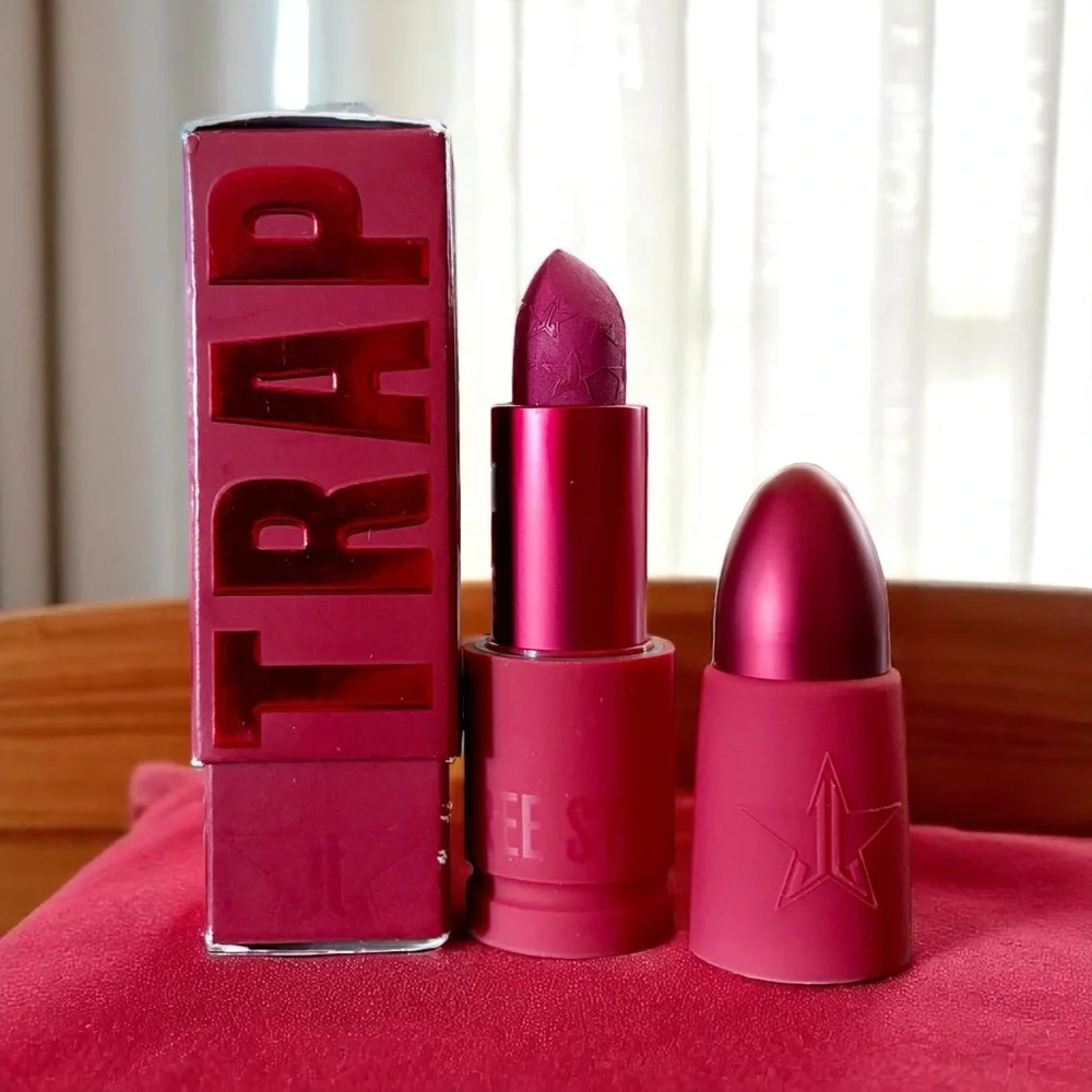 💎 Jeffree Star Cosmetics Velvet Trap Lipstick in Entrapment Full-Size